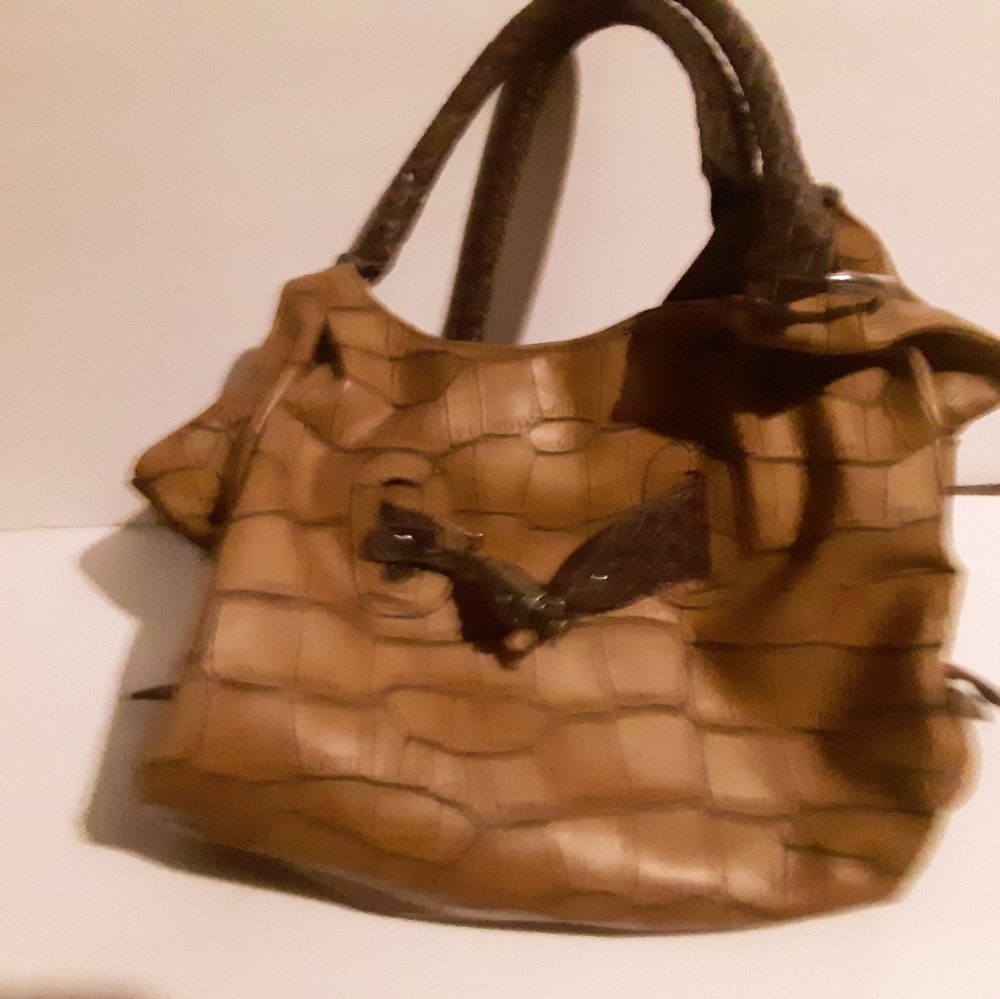 Bueno purse